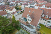 Gebäudeaussenansicht - Zentral in Meckenbeuren - Gemütliche 2 Zimmer-Wohnung mit schöner Terrasse