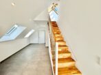 Treppe zum Loft - Exklusive Neubau-Wohnung im Dachgeschoss mit See- und Bergsicht in Immenstaad